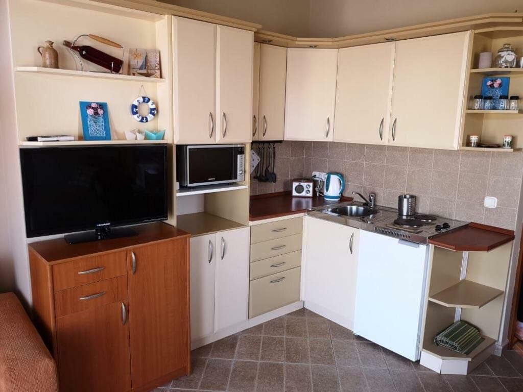 Horvath Apartman Fonyodアパートメント エクステリア 写真